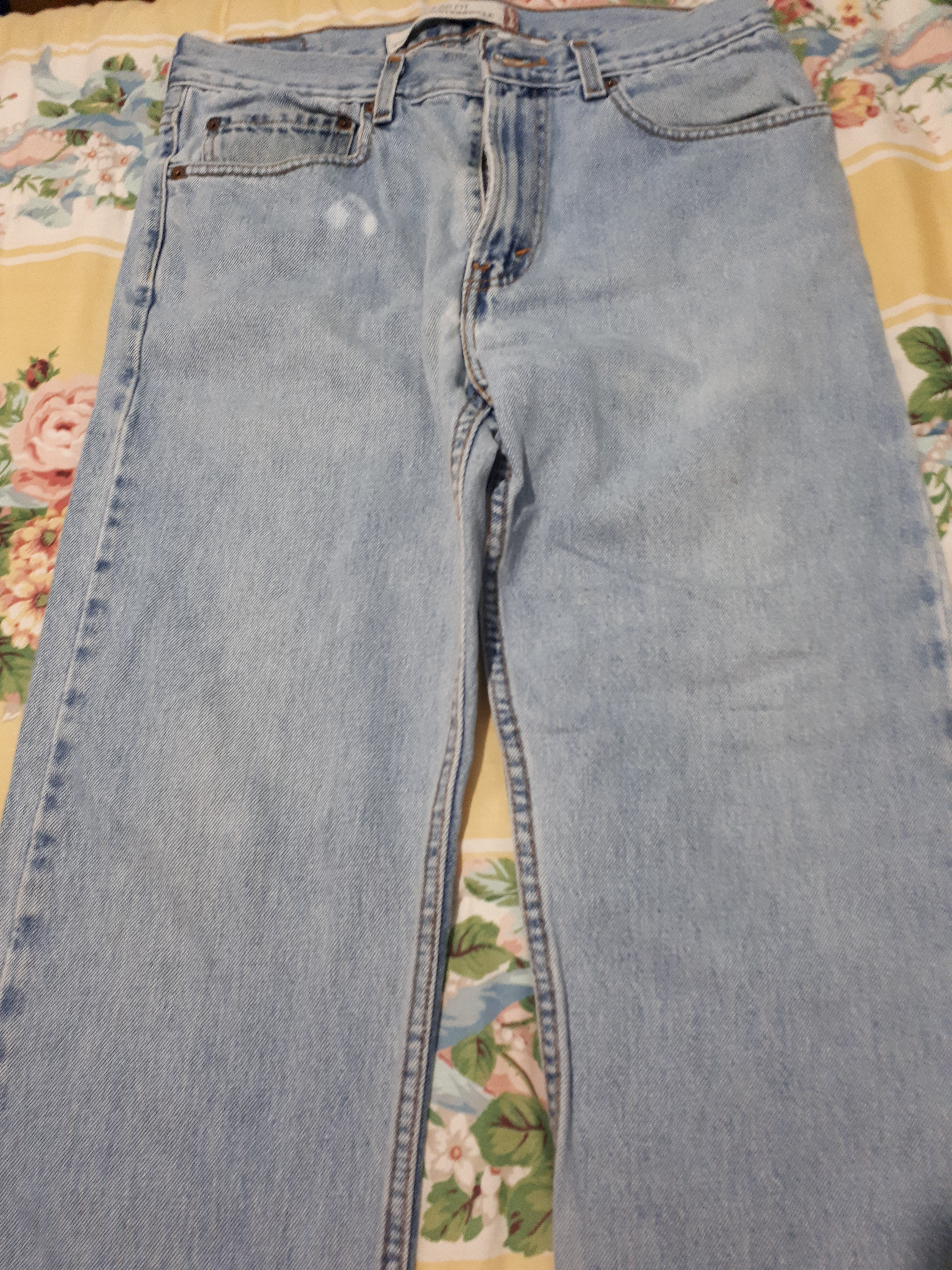 size 32 mens levi jeans